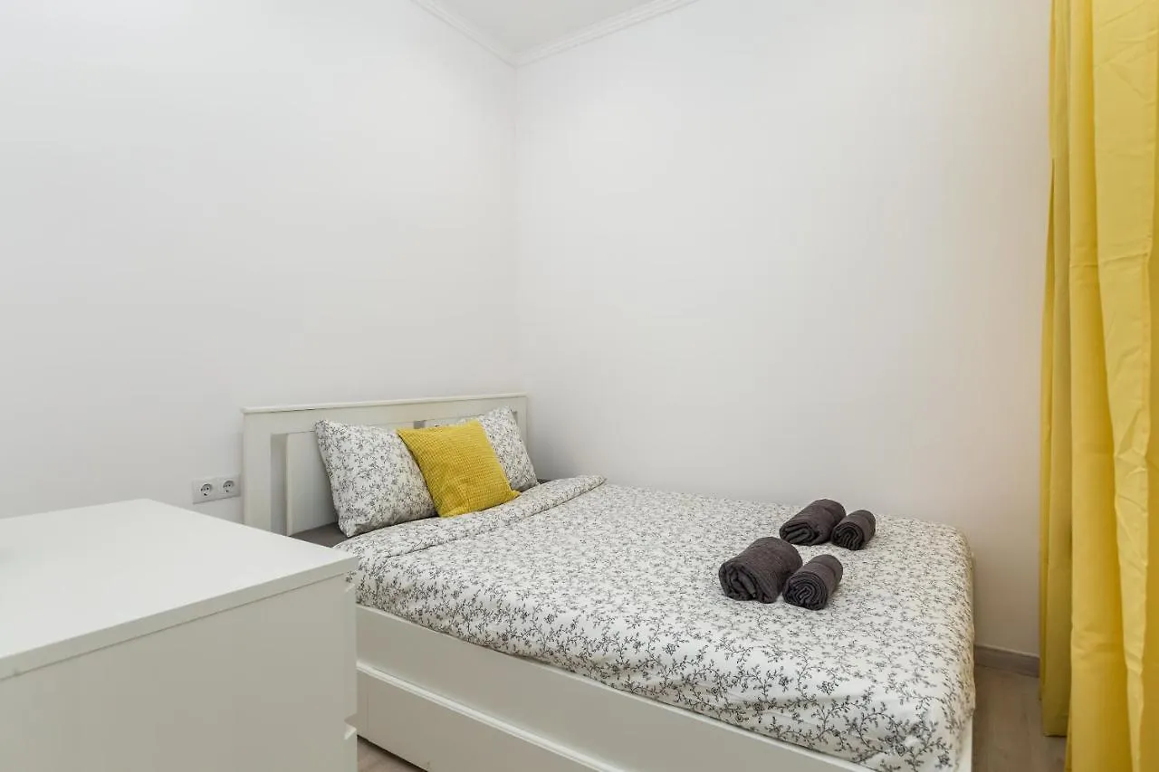 4Br - 2Bh Apartment 2 Min From Sagrada Familia 바르셀로나