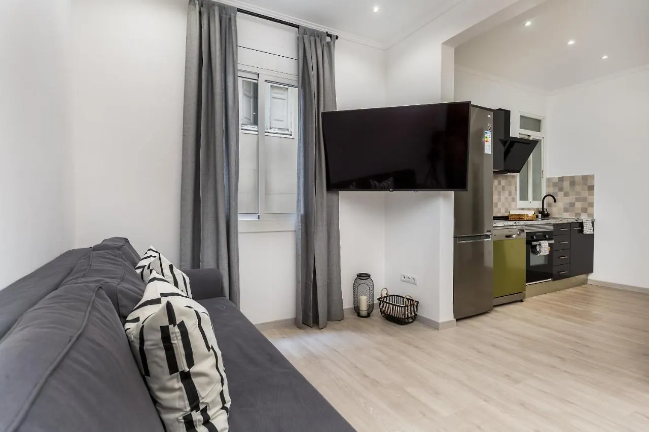 4Br - 2Bh Apartment 2 Min From Sagrada Familia Barcelona 0*,
